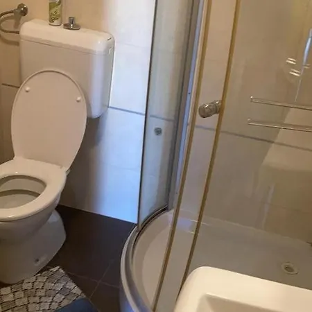 Petra Apartment *